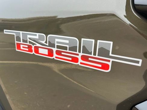 Used 2024 Chevrolet Colorado Trail Boss w/ Advanced Trailering Package image 28