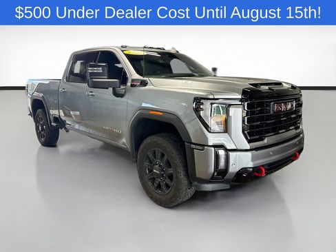 Used 2024 GMC Sierra 2500 AT4 w/ Technology Package AWD/4WD image 3
