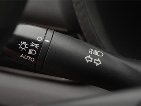 Used 2023 Nissan Sentra SV image 27