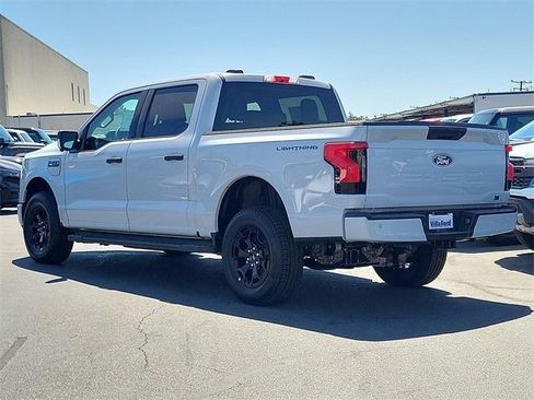 New 2025 Ford F150 Lightning XLT image 21