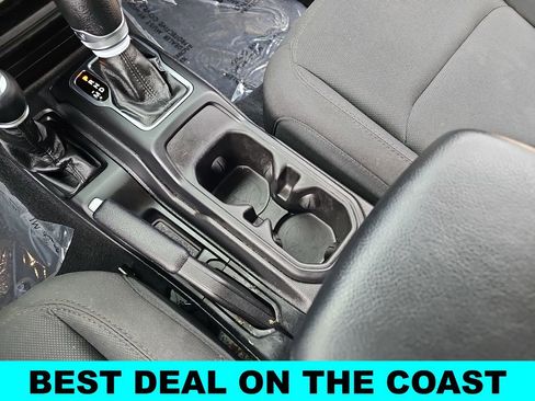 Used 2023 Jeep Wrangler Unlimited w/ Cold Weather Group image 22