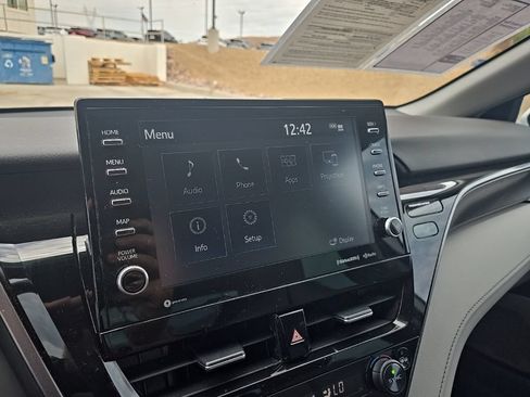 Used 2023 Toyota Camry XSE FWD image 19