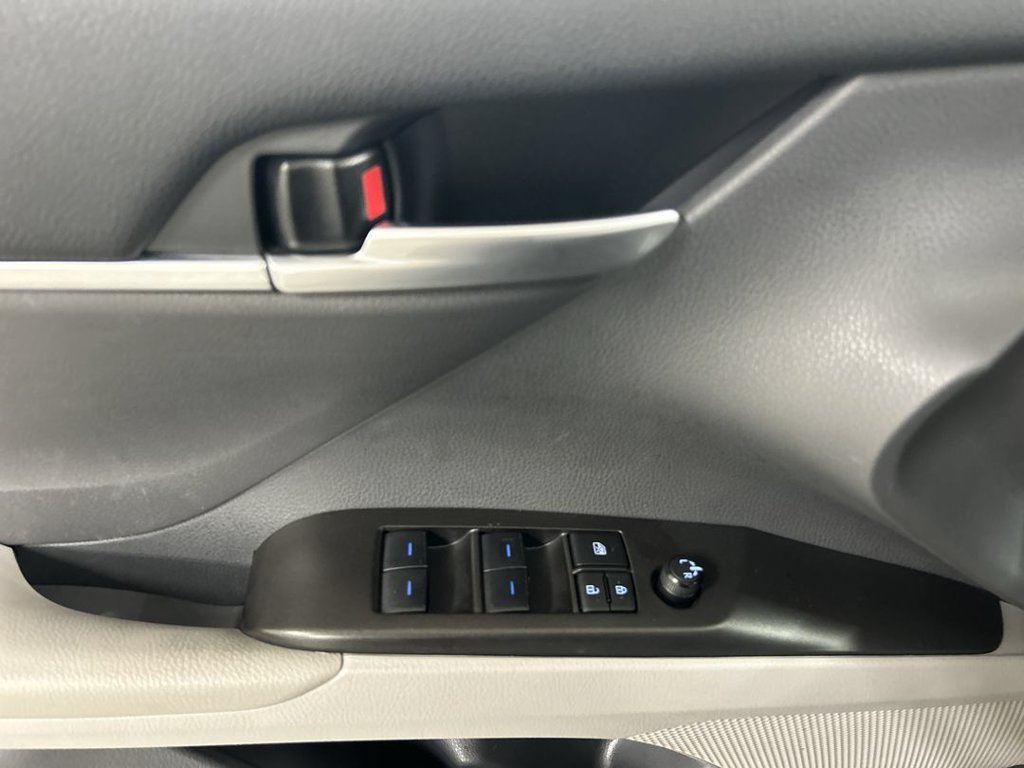 Used 2024 Toyota Camry LE FWD image 11