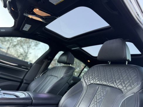 Used 2021 BMW 740i w/ M Sport Package image 13
