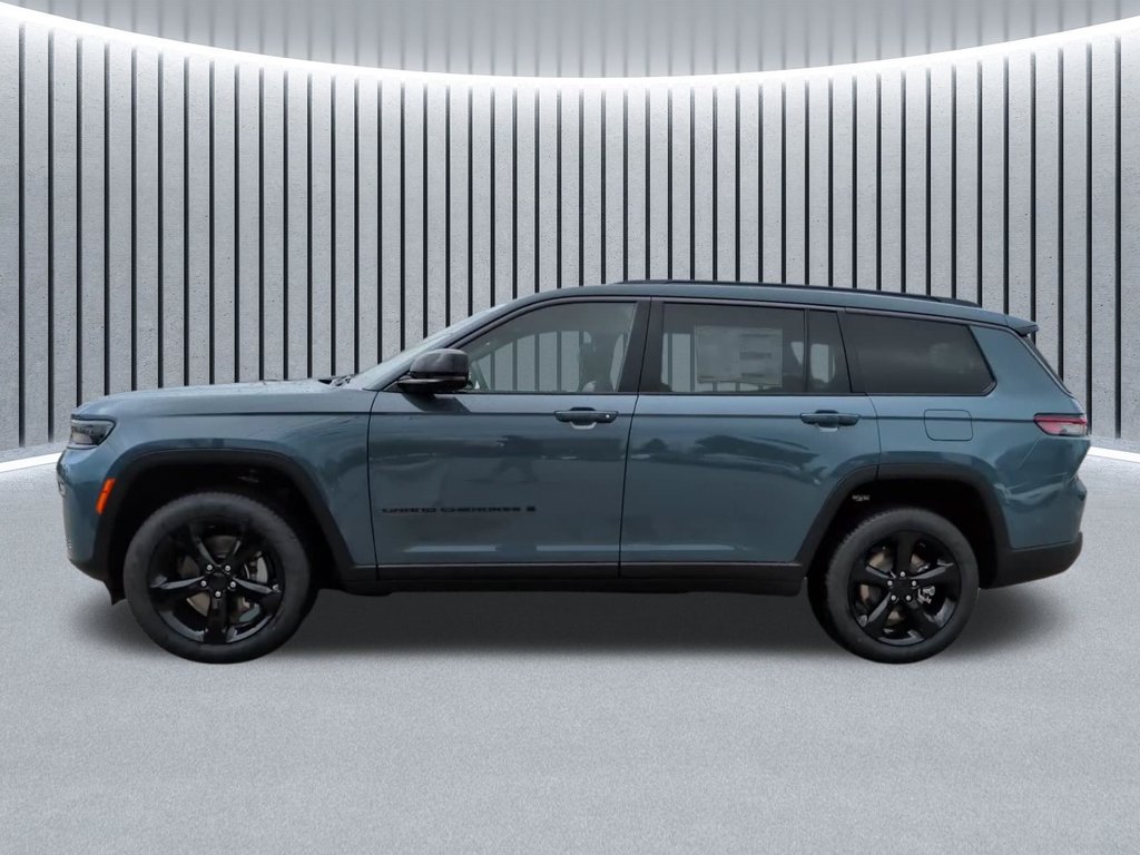 New 2026 Jeep Grand Cherokee L Limited w/ Limited Altitude Package AWD/4WD image 15