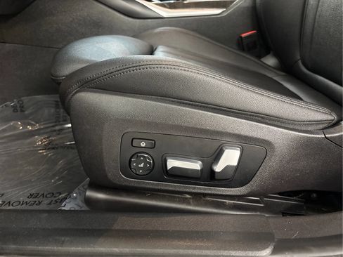 Used 2020 BMW 330i xDrive Sedan w/ Convenience Package AWD/4WD image 24
