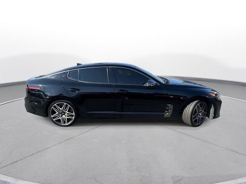 Used 2022 Kia Stinger GT1 AWD/4WD image 5