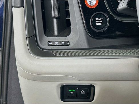 New 2026 Porsche Cayenne S image 13