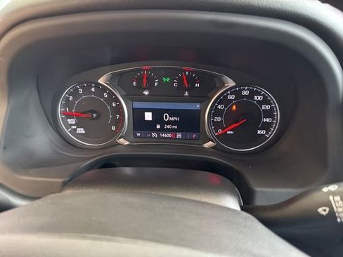 Used 2023 GMC Acadia SLT image 18