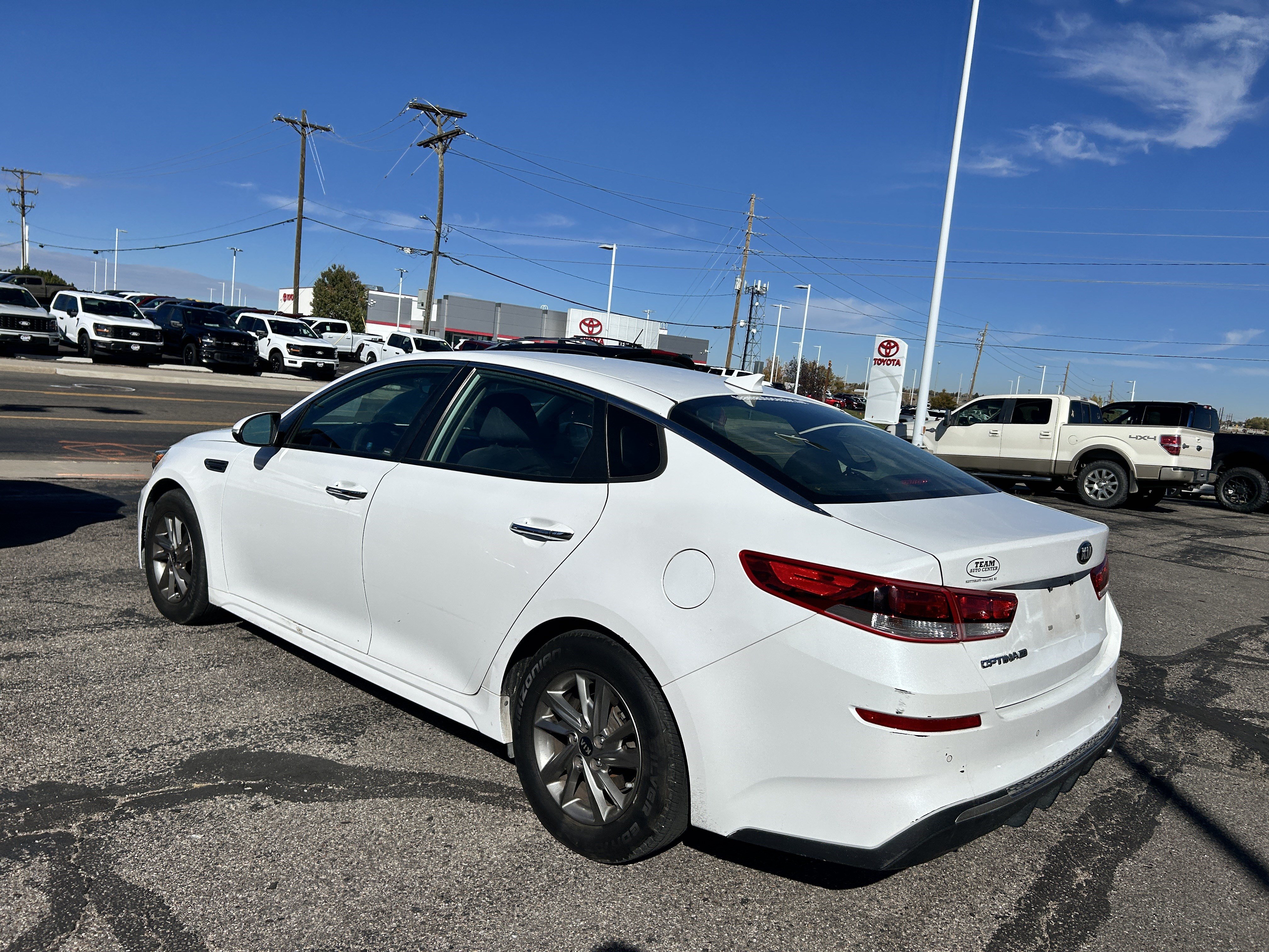 Used 2019 Kia Optima LX FWD image 4