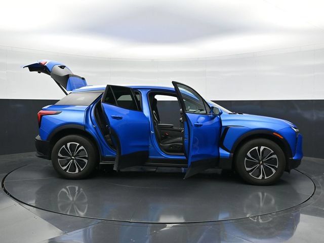 Used 2024 Chevrolet Blazer EV LT AWD/4WD image 55