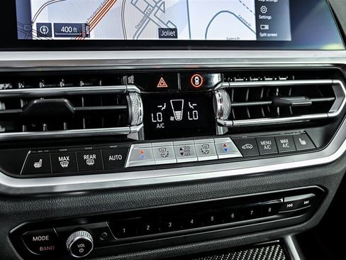 Used 2022 BMW M4 Coupe w/ M Carbon Exterior Package RWD image 28