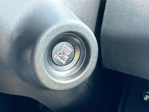 Used 2026 RAM ProMaster 2500 w/ Convenience Group FWD image 15