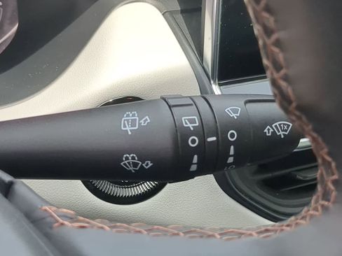 Used 2022 Jeep Compass Limited AWD/4WD image 25