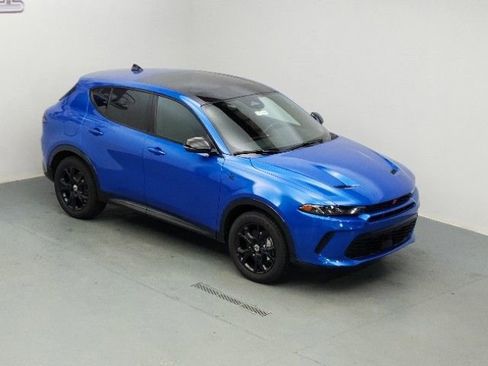 New 2024 Dodge Hornet R/T Plus w/ R/T Blacktop Package image 10