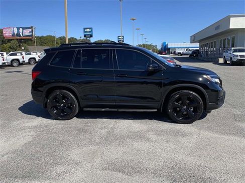 Used 2021 Honda Passport Elite image 2