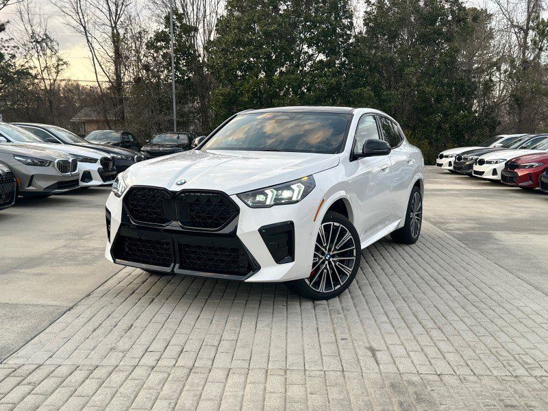 New 2026 BMW X2 xDrive28i w/ Technology Package AWD/4WD image 2