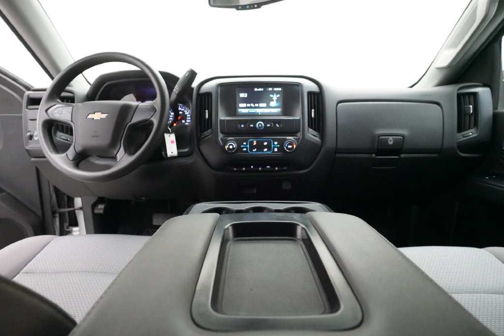 Used 2019 Chevrolet Silverado 1500 Custom w/ Custom Convenience Package AWD/4WD image 5