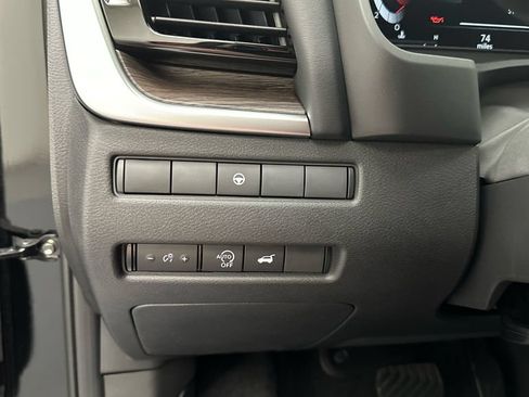 New 2026 Nissan Rogue Platinum AWD/4WD image 19