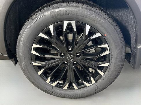 New 2026 Nissan Rogue SV image 30