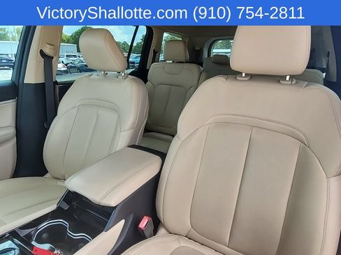 Certified 2022 Jeep Grand Cherokee L Limited AWD/4WD image 22