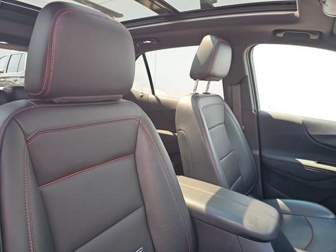Used 2024 Chevrolet Equinox RS w/ RS Leather Package AWD/4WD image 11