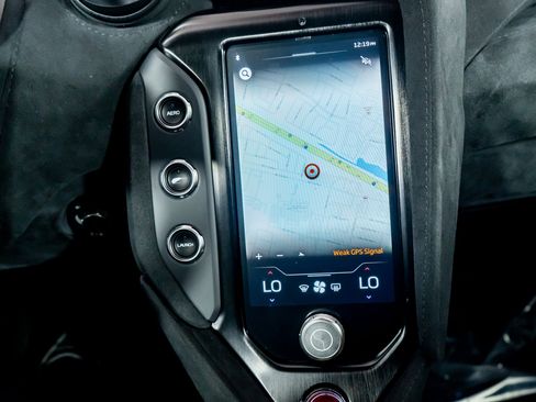 Used 2024 McLaren 750S image 45