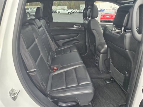 Used 2022 Jeep Grand Cherokee Limited w/ Trailer Tow Group IV image 17