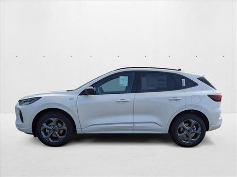 New 2024 Ford Escape ST-Line image 5