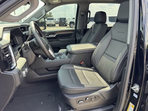 Used 2025 GMC Sierra 2500 Denali AWD/4WD image 27