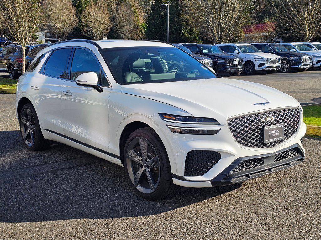 Certified 2025 Genesis GV70 3.5T Sport w/ Sport Prestige Package AWD/4WD image 3