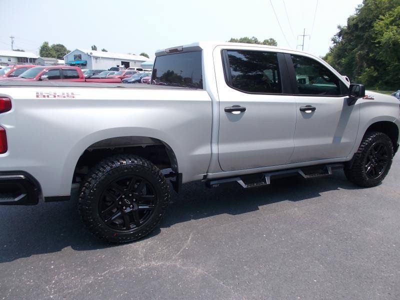 Used 2021 Chevrolet Silverado 1500 Custom Trail Boss w/ LPO, Dark Essentials Package AWD/4WD image 13