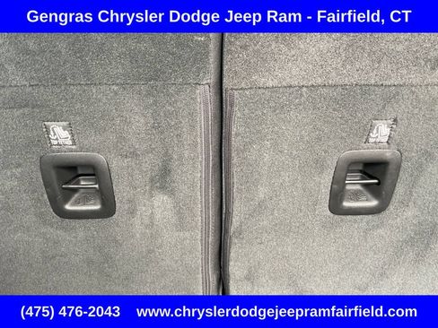 Certified 2025 Jeep Wrangler Unlimited Sahara AWD/4WD image 33