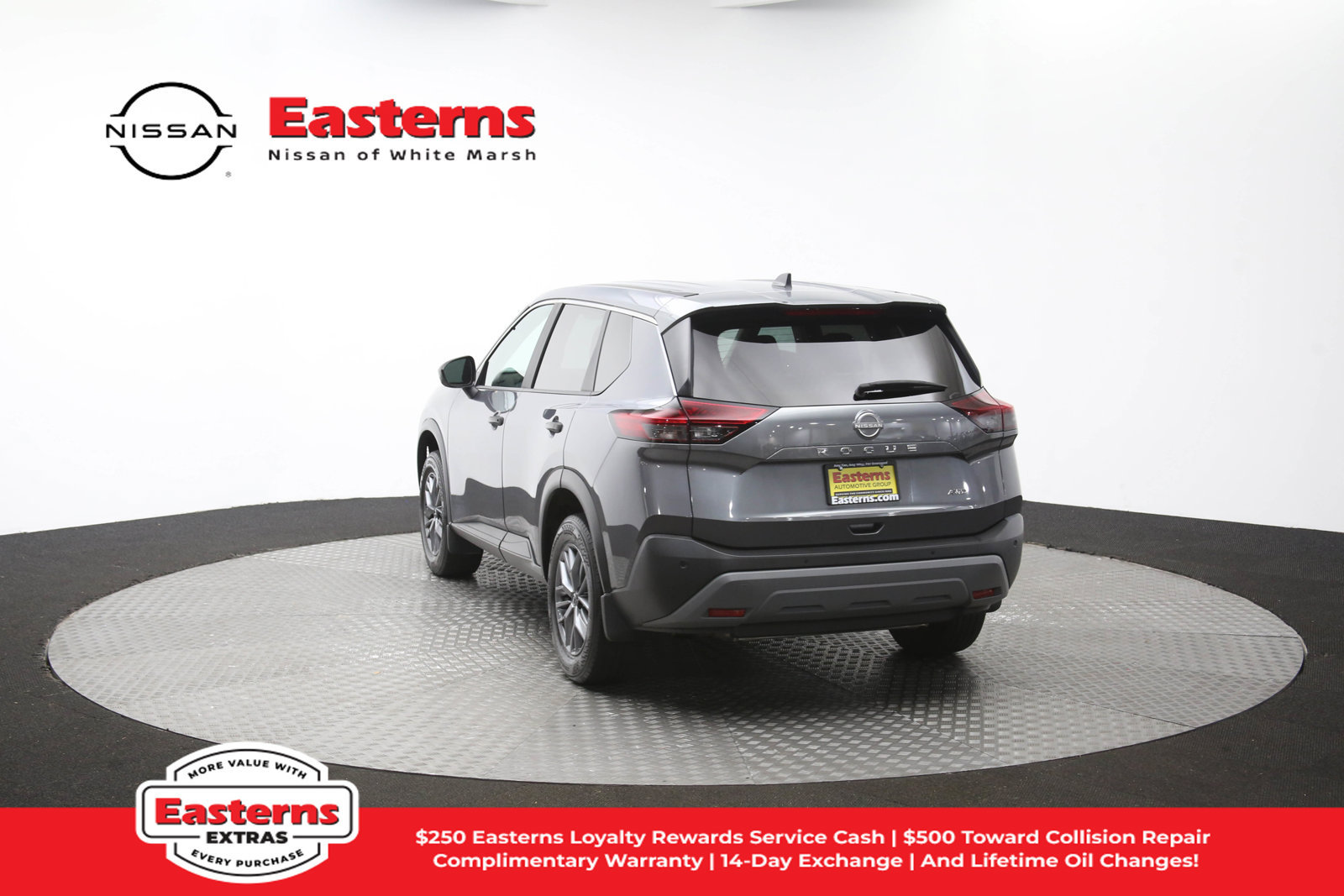 Used 2023 Nissan Rogue S AWD/4WD image 34