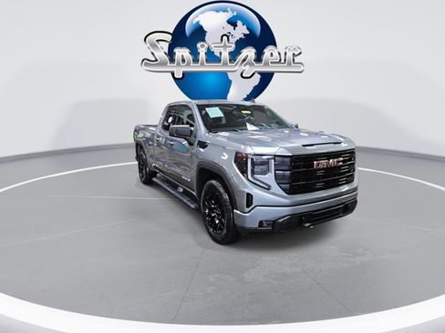 Used 2023 GMC Sierra 1500 Elevation image 2