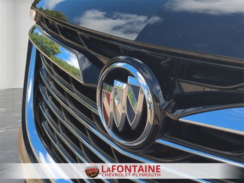 Certified 2023 Buick Enclave Essence image 29