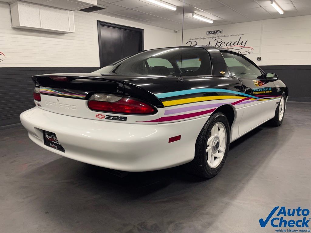 Used 1993 Chevrolet Camaro Z28 RWD image 10
