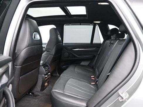 Used 2018 BMW X5 M image 30