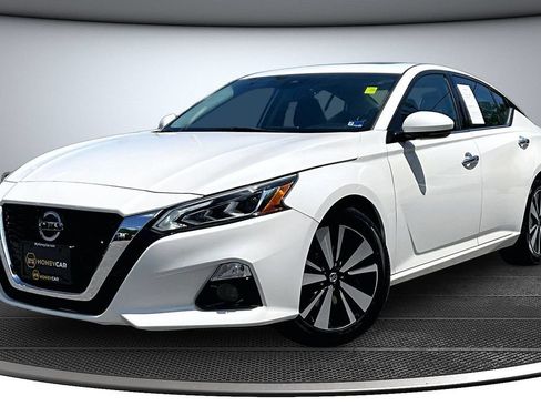 Used 2020 Nissan Altima 2.5 SL FWD image 3