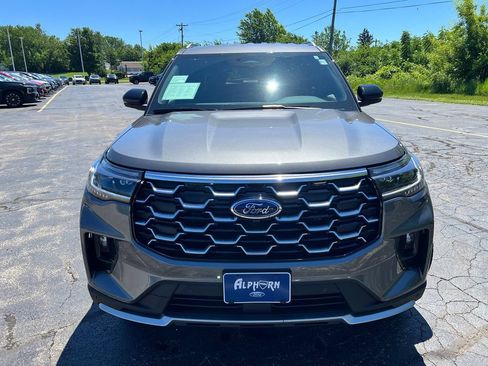 Used 2026 Ford Explorer Platinum w/ LUX Leather Package AWD/4WD image 41