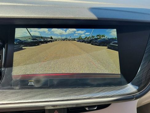 Used 2022 Buick Envision Preferred FWD image 17