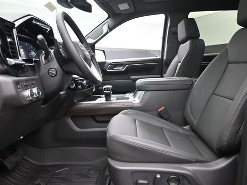 New 2026 GMC Sierra 1500 SLT AWD/4WD image 13