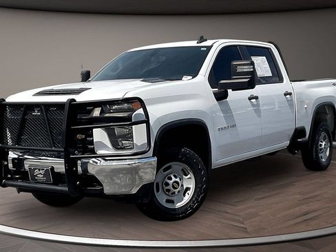 Used 2023 Chevrolet Silverado 2500 W/T w/ WT Convenience Package AWD/4WD image 3