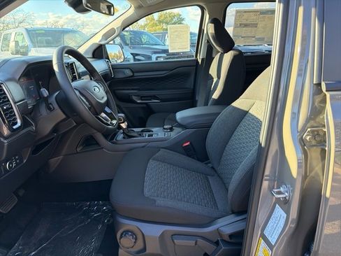 New 2025 Ford Ranger XLT w/ Black Appearance Package image 9