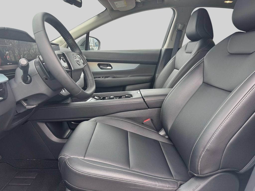 Used 2025 Nissan Murano SL AWD/4WD image 14