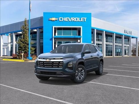 New 2026 Chevrolet Equinox LT w/ Convenience Package II FWD image 8