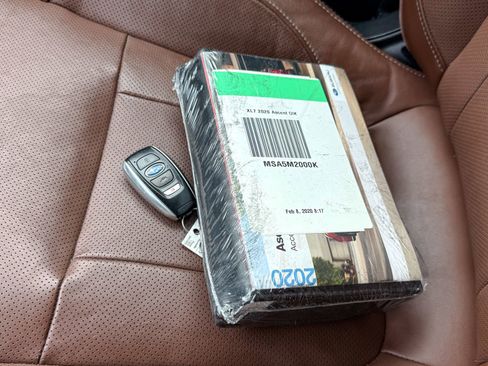 Used 2020 Subaru Ascent Touring image 39