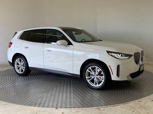 Used 2025 BMW X3 xDrive30i w/ Convenience Package image 6