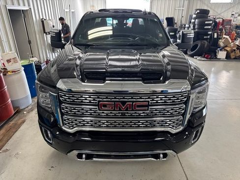 Used 2023 GMC Sierra 2500 Denali w/ Denali Black Diamond Edition AWD/4WD image 47