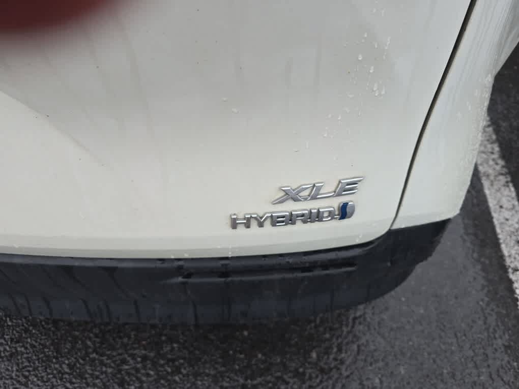 Used 2021 Toyota Sienna XLE AWD/4WD image 8
